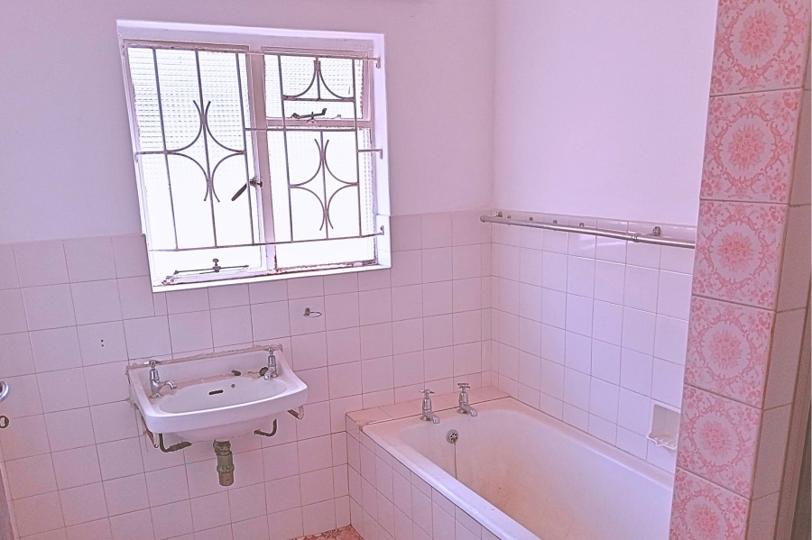 4 Bedroom Property for Sale in Chrismar Western Cape